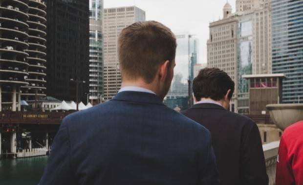 L'art de se faire des amis et de construire des ponts