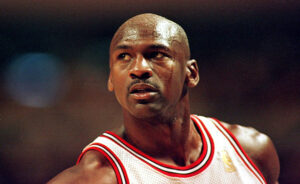 Lire la suite à propos de l’article 81 citations inspirantes de Michael Jordan